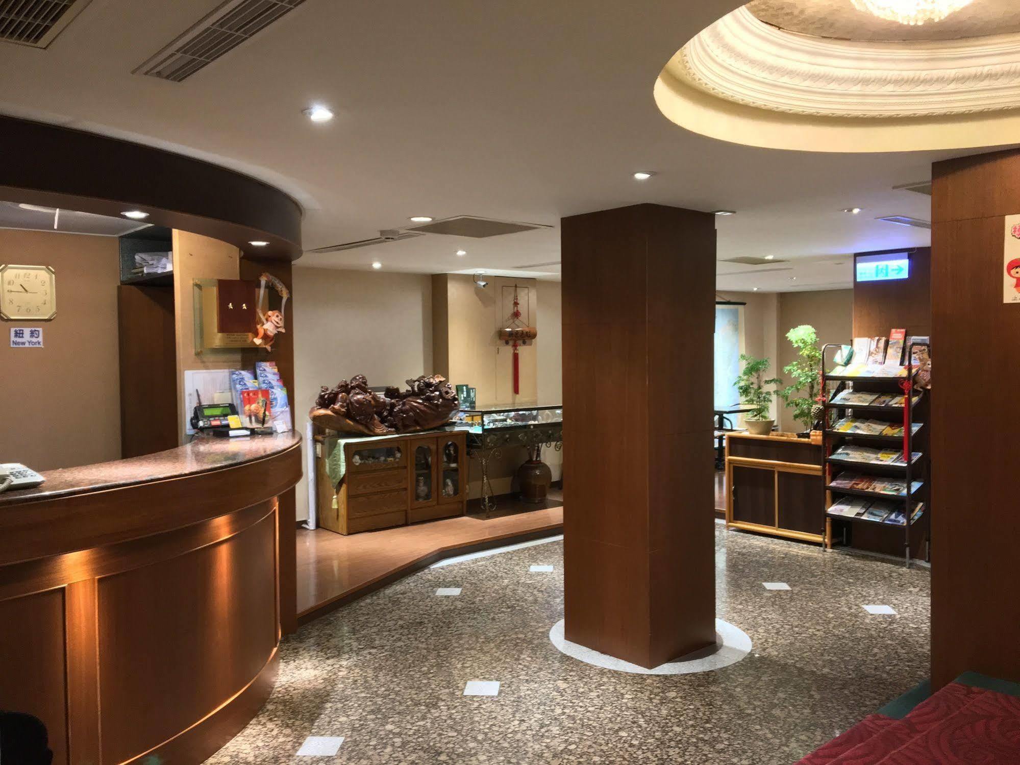 Fu Chang Hotel Тайпей Екстериор снимка