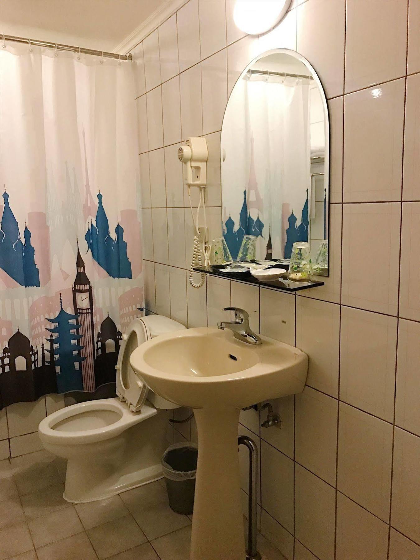 Fu Chang Hotel Тайпей Екстериор снимка
