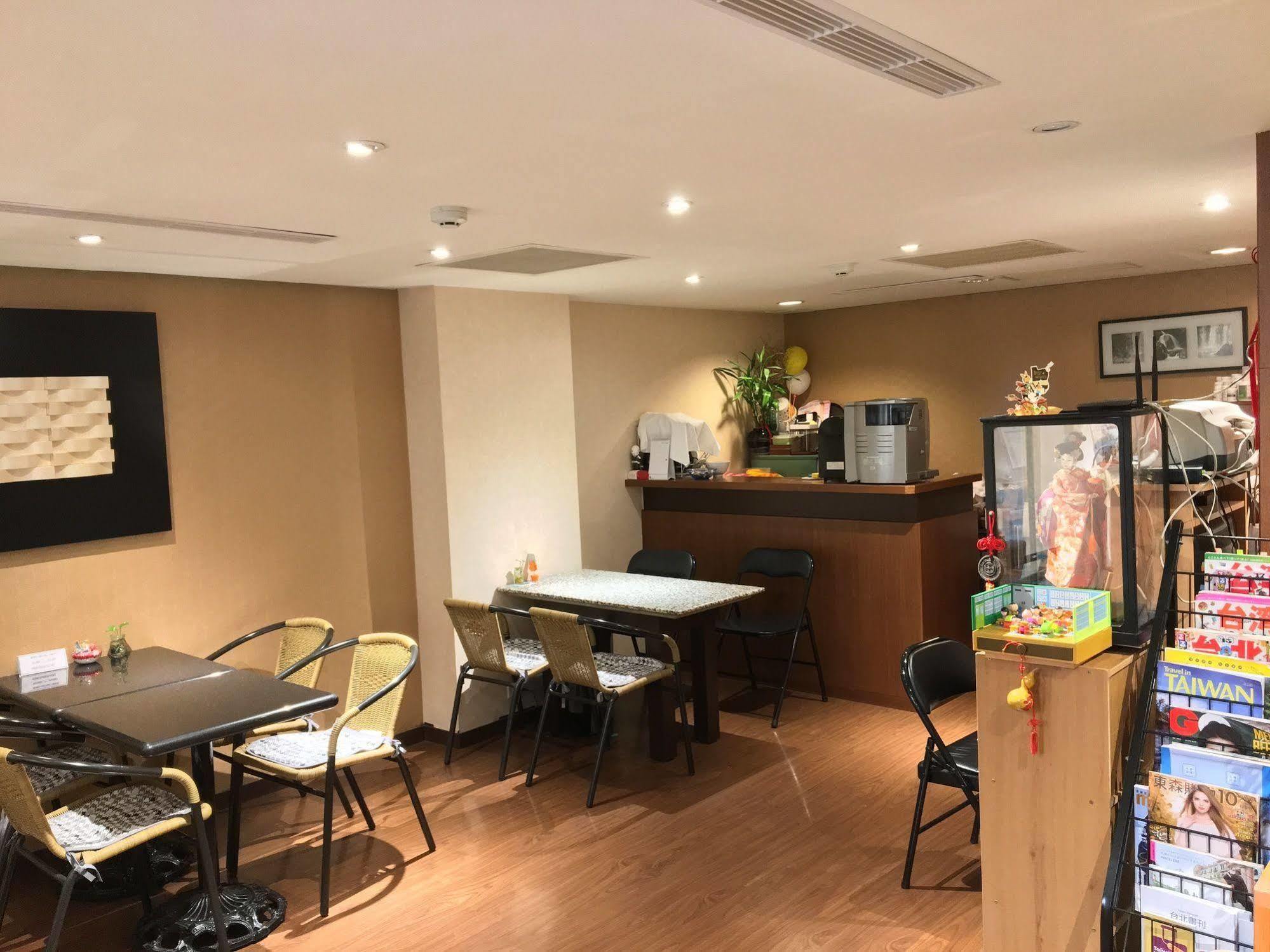 Fu Chang Hotel Тайпей Екстериор снимка