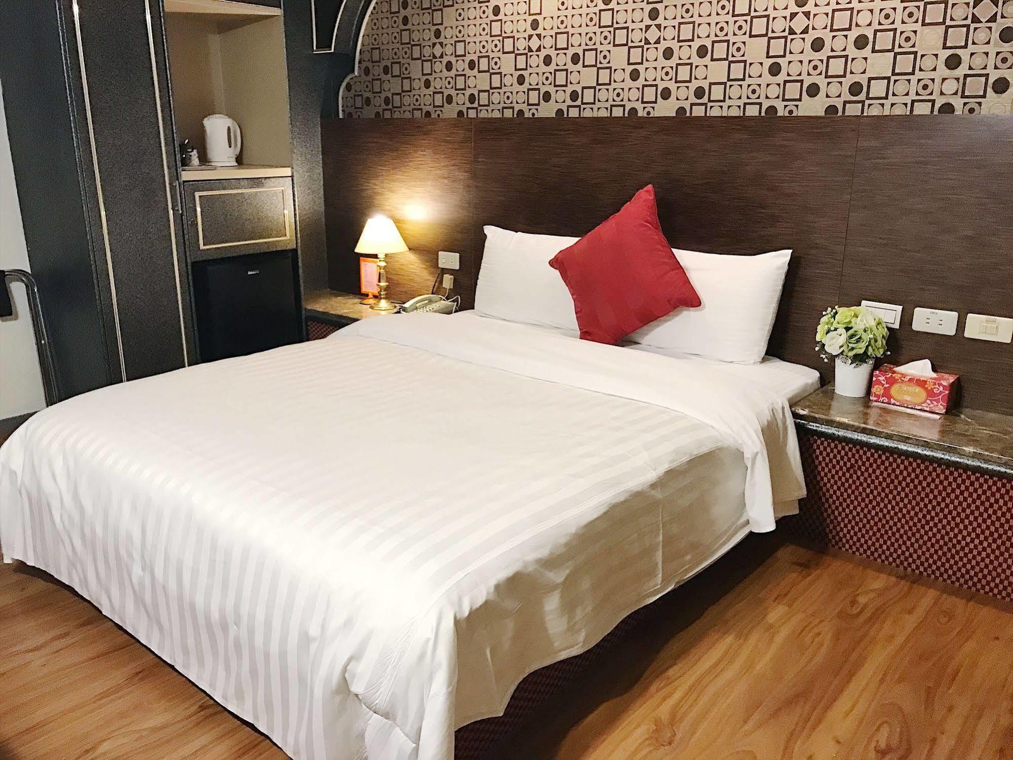 Fu Chang Hotel Тайпей Екстериор снимка