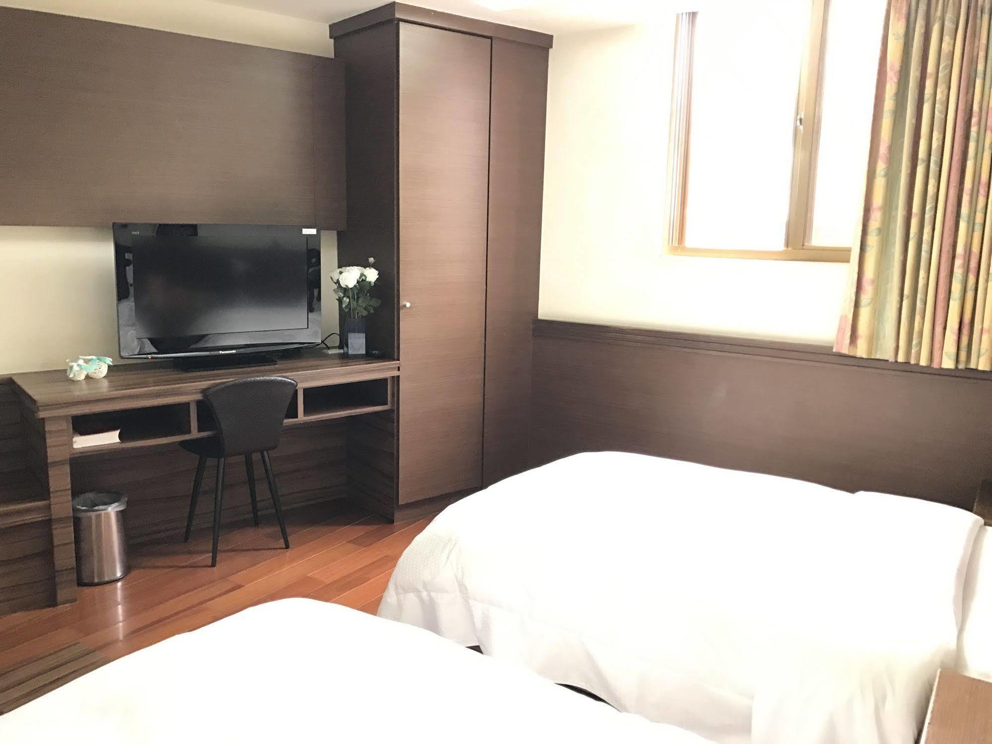 Fu Chang Hotel Тайпей Екстериор снимка